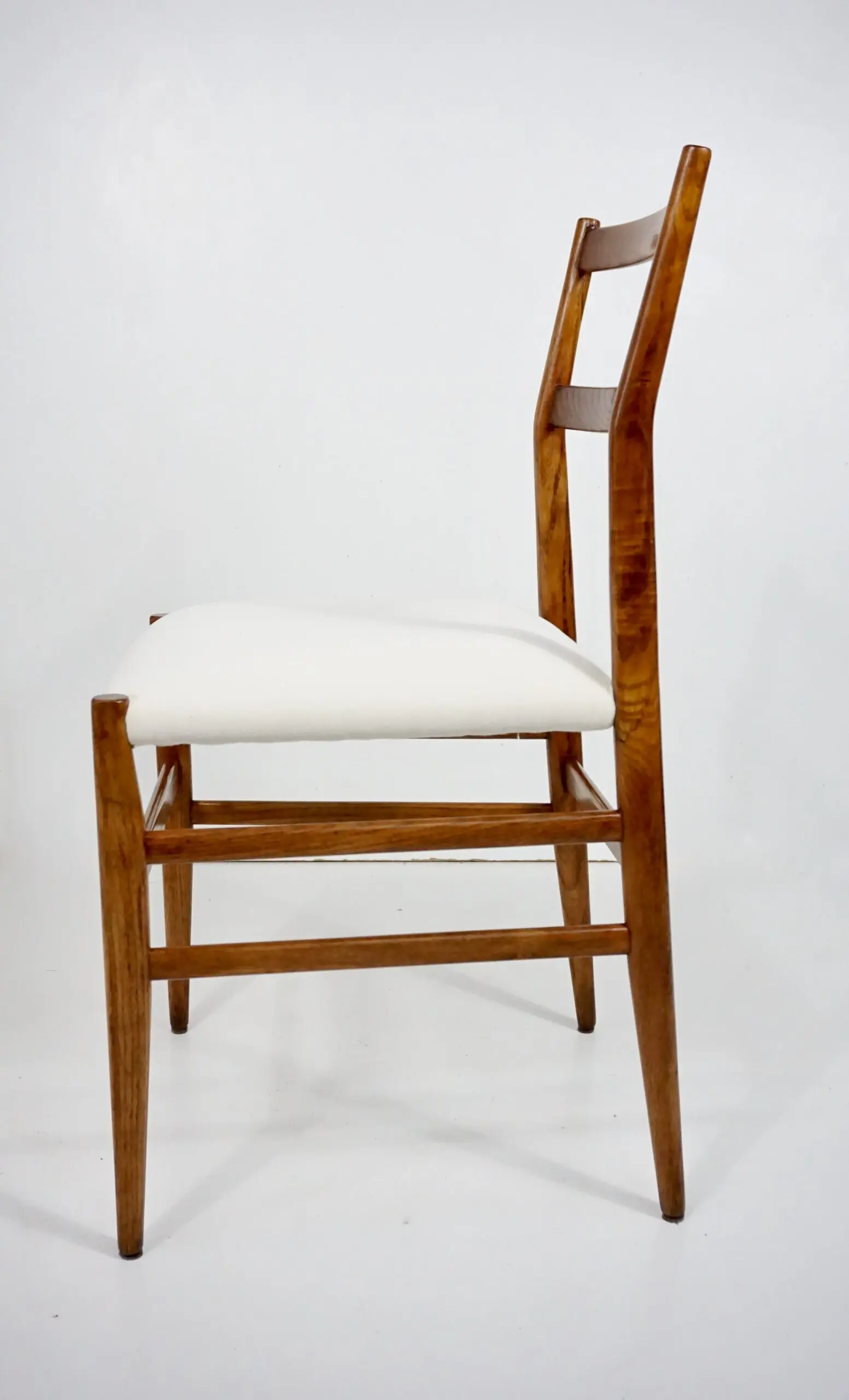 a rare Gio Ponti leggera chair, n.646 by Cassina, from Hotel Royal Naples, 1955 — image 3